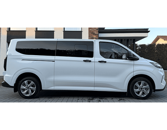 Ford Custom 8+1 Automatic